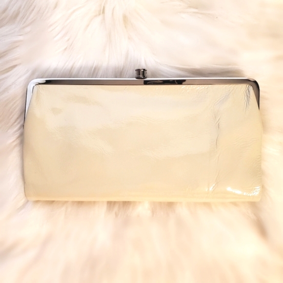HOBO Int'l Vintage Ivory Genuine Patent Leather 'Lauren' Wallet/Clutch - Picture 8 of 13